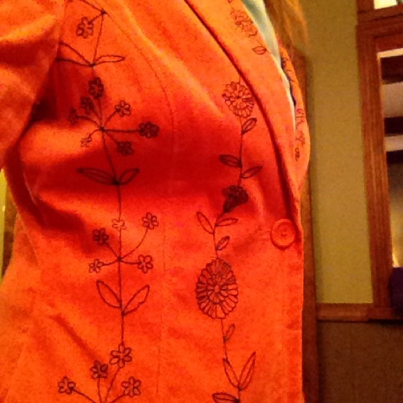 Jacket - Picture 2 of 5